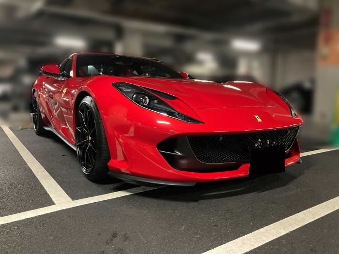 Ferrari 812 Superfastの買取実績写真