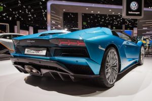 アヴェンタドール ロードスター