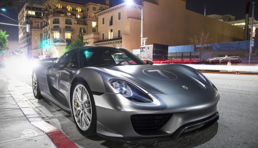 日本でも走っている?!ポルシェのプラグインハイブリッドスーパーカー918スパイダー