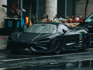 765LT